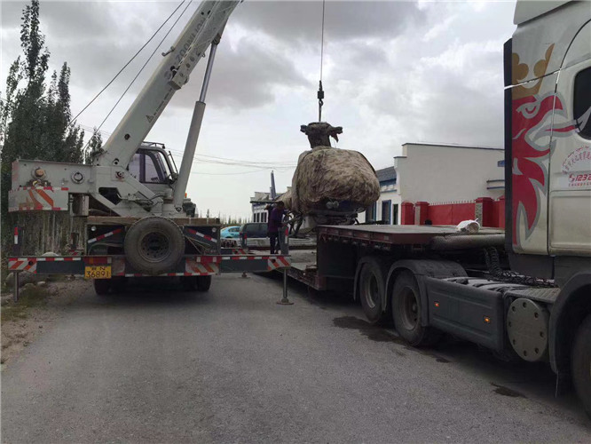 凉山狭窄场地（如小区、车间）适合用哪种吊车？