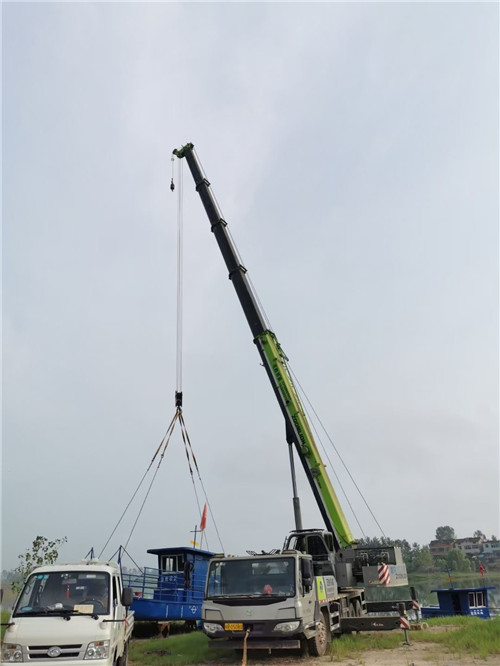 凉山桥梁建设吊装案例